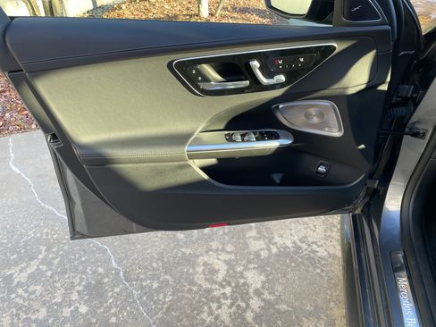 Certified 2025 Mercedes-Benz C 300 4MATIC Sedan image 18