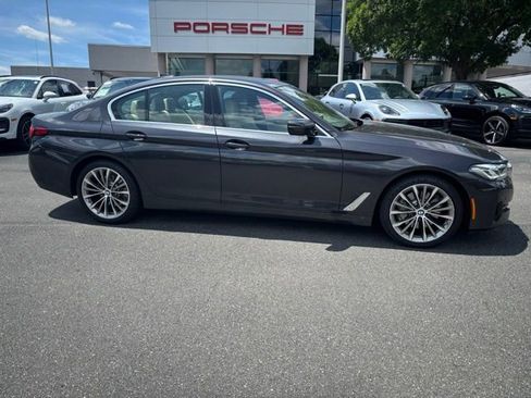 Used 2023 BMW 530i xDrive w/ Premium Package AWD/4WD image 1