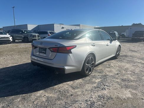 Used 2024 Nissan Altima 2.5 SR image 5