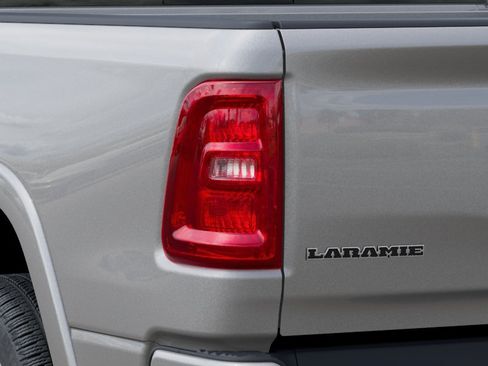 New 2026 RAM 1500 Laramie AWD/4WD image 35
