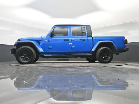 Used 2021 Jeep Gladiator Sport AWD/4WD image 35