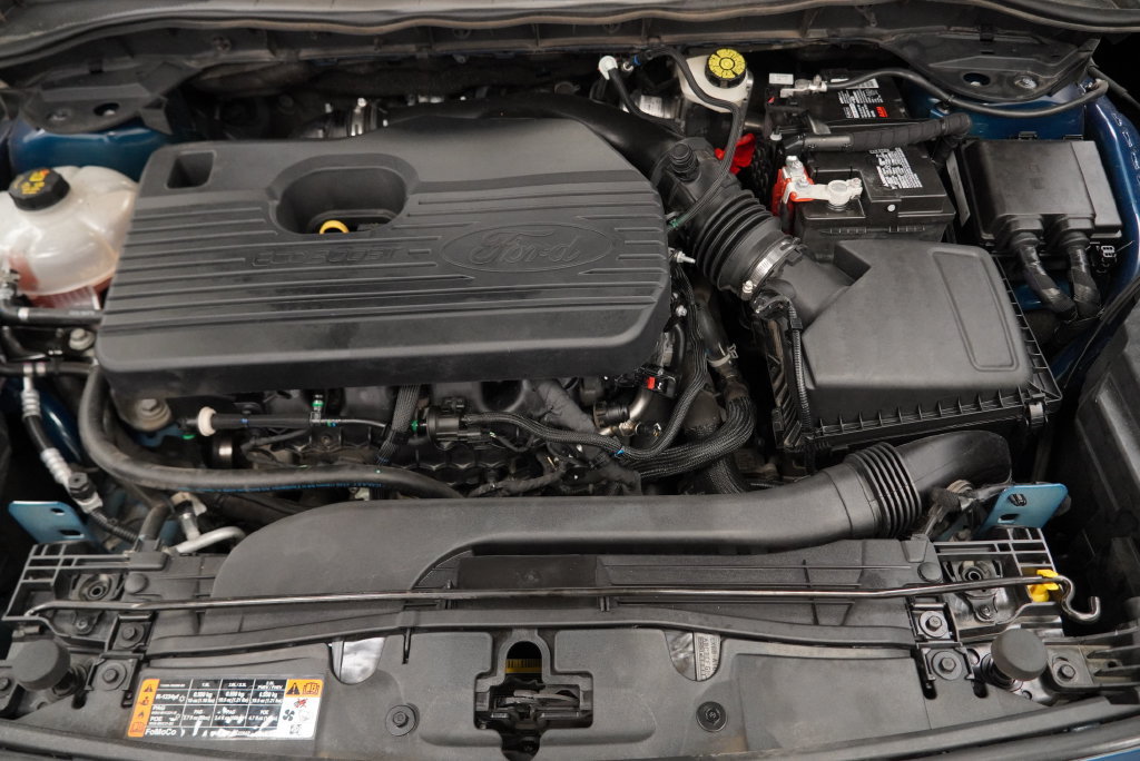 Used 2020 Ford Escape Titanium AWD/4WD image 49