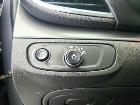 Used 2019 Buick Encore Preferred w/ Safety Package image 29