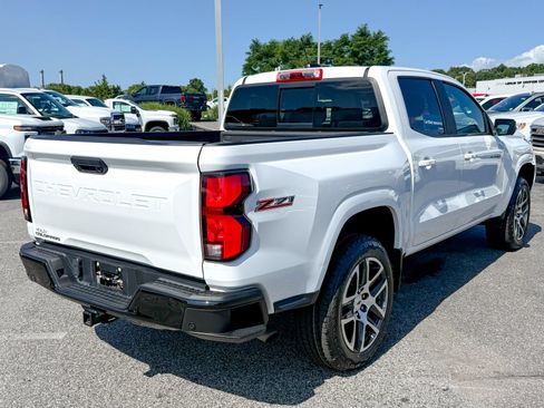 Certified 2023 Chevrolet Colorado Z71 w/ Z71 Convenience Package 2 AWD/4WD image 7