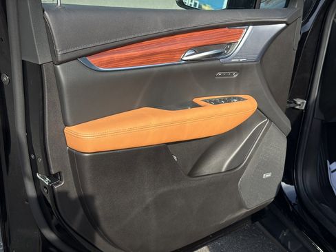 New 2026 Cadillac XT5 Premium Luxury image 9