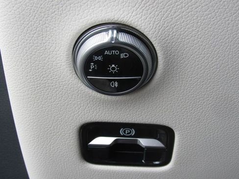 New 2026 Mercedes-Benz GLC 300 4MATIC image 34
