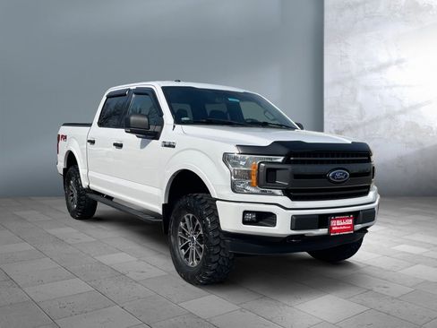 Used 2018 Ford F150 XLT w/ Equipment Group 302A Luxury image 8