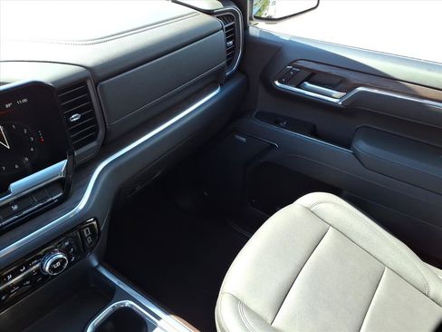 Used 2026 GMC Sierra 1500 SLT w/ SLT Premium Package AWD/4WD image 33
