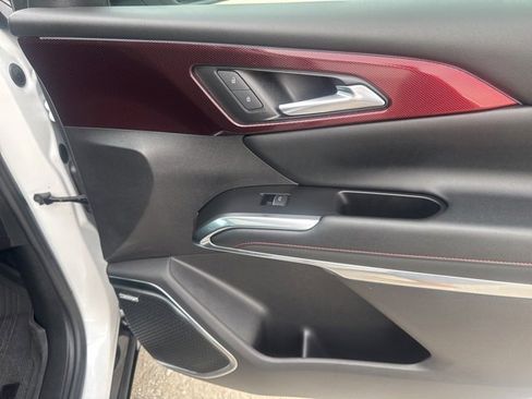 Used 2024 Chevrolet Traverse RS w/ LPO, Floor Liner Package image 28