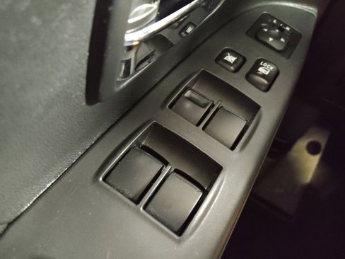 Used 2025 Mitsubishi Outlander Sport ES AWD/4WD image 27