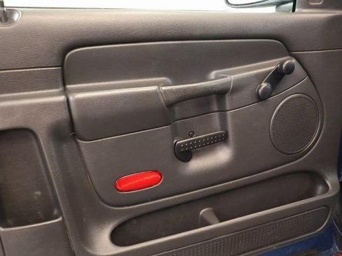 Used 2004 Dodge Ram 1500 Truck ST w/ ST Value Group image 9