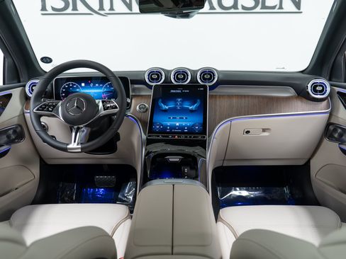 New 2027 Mercedes-Benz GLC 300 4MATIC image 15