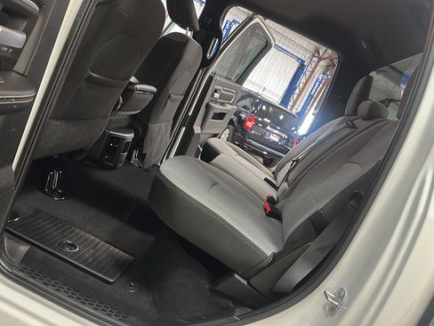 Certified 2024 RAM 2500 Big Horn image 29