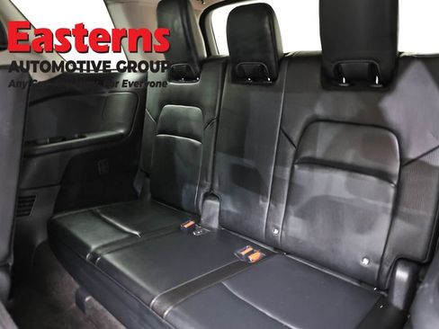 Used 2023 Nissan Pathfinder SL w/ Lighting Package (N92) AWD/4WD image 26
