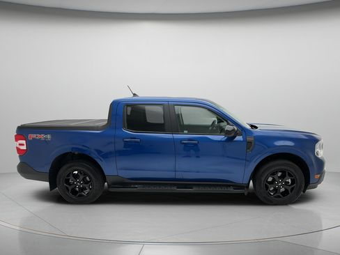 Used 2024 Ford Maverick Lariat w/ FX4 Off-Road Package AWD/4WD image 2