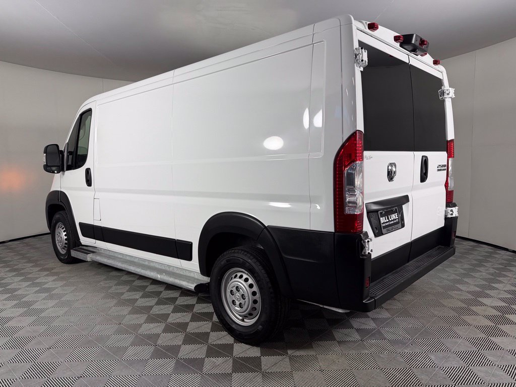 Used 2025 RAM ProMaster 2500 w/ U-Haul Equipment Group FWD image 8