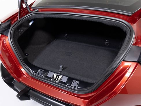 Used 2022 Ferrari Roma image 17