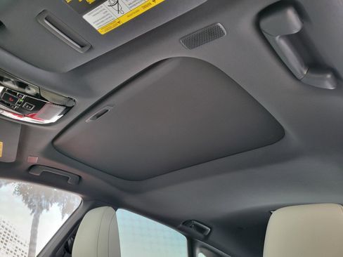 Certified 2024 Lexus RX 350 Premium w/ Accessory Package (Z1) FWD image 11