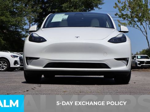 Used 2023 Tesla Model Y Performance AWD/4WD image 3