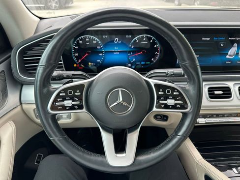 Used 2022 Mercedes-Benz GLS 450 4MATIC w/ Warmth & Comfort Package image 3