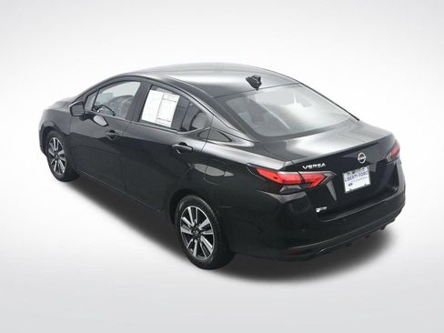 Used 2025 Nissan Versa SV FWD image 34