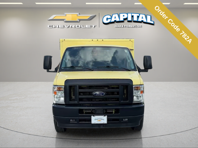 Used 2022 Ford E-450 and Econoline 450 Super Duty RWD image 12