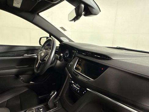 Certified 2023 Cadillac XT5 Premium Luxury w/ Technology Package image 33