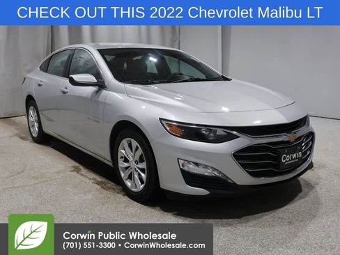 Used 2022 Chevrolet Malibu LT image 1