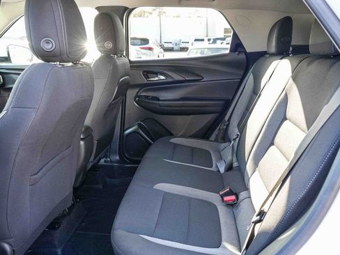 Used 2023 Chevrolet TrailBlazer LT w/ Convenience Package FWD image 17