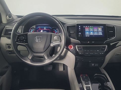 Certified 2019 Honda Pilot Touring image 27