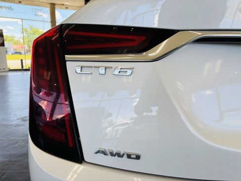 Used 2019 Cadillac CT6 Premium Luxury AWD/4WD image 10
