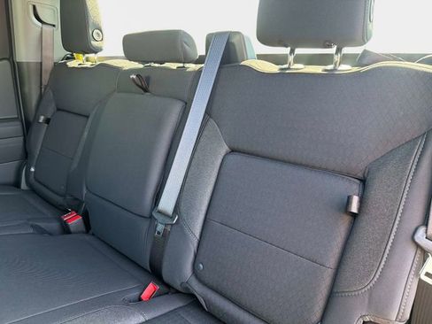 New 2026 GMC Sierra 1500 Elevation image 14