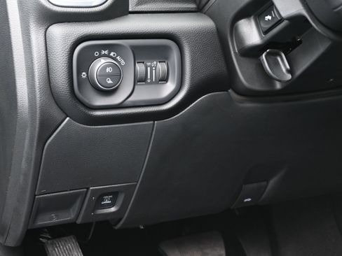 Used 2024 RAM 2500 Laramie w/ Night Edition AWD/4WD image 23