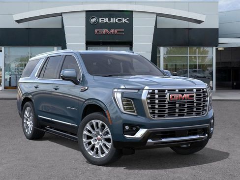 New 2026 GMC Yukon Denali w/ Denali Reserve Package image 13