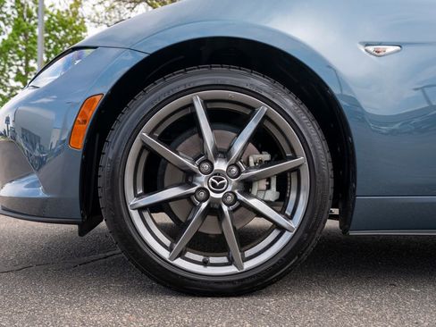 Used 2017 MAZDA MX-5 Miata RF Grand Touring RWD image 15