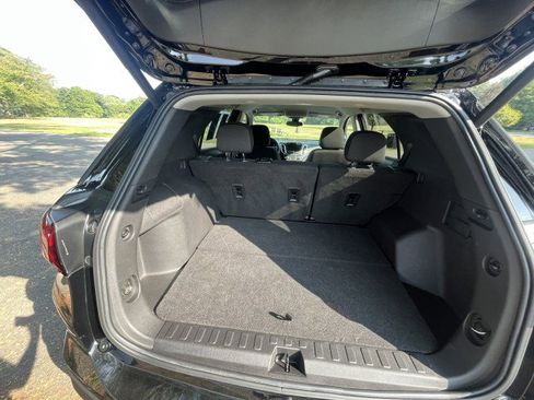 Used 2022 Chevrolet Equinox LT image 14