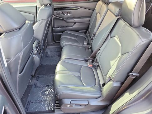 Used 2023 Honda Pilot Touring image 22