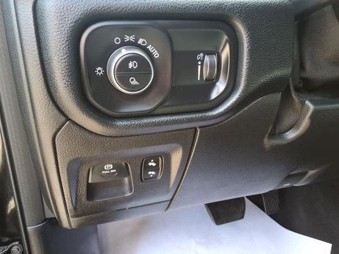 Used 2021 RAM 1500 Big Horn AWD/4WD image 16