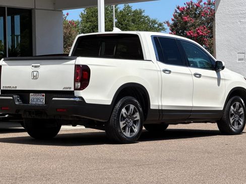 Used 2017 Honda Ridgeline RTL-E image 9