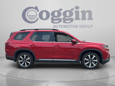 Certified 2025 Honda Pilot Elite image 6