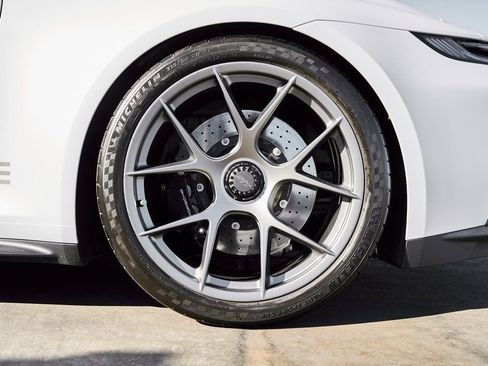 Used 2024 Porsche 911 GT3 RS w/ Extended Leather Package RWD image 24