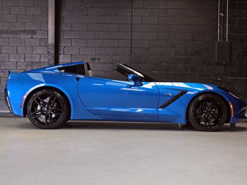 Used 2015 Chevrolet Corvette Stingray Coupe w/ 2LT Preferred Equipment Group image 80