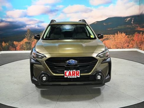 Used 2025 Subaru Outback Onyx Edition AWD/4WD image 3