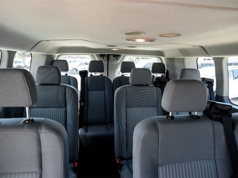 Used 2016 Ford Transit 350 XL image 31