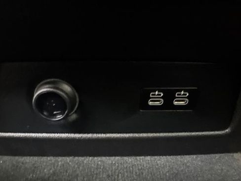 Used 2024 BMW X5 xDrive40i w/ Parking Assistance Package image 22