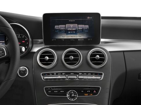 Used 2018 Mercedes-Benz C 300 4MATIC Sedan image 10