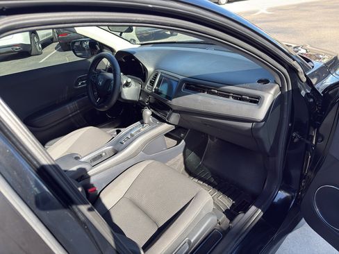 Used 2020 Honda HR-V EX image 24