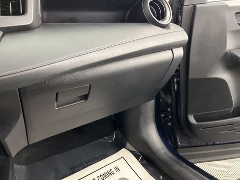 Used 2017 Toyota RAV4 LE FWD image 36