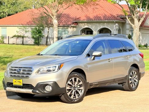 Used 2016 Subaru Outback 2.5i Limited image 1