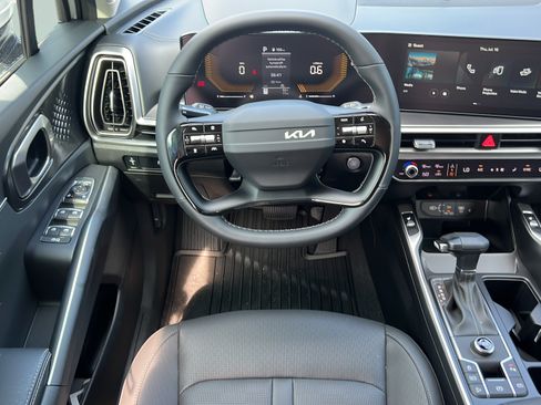 New 2026 Kia Sorento S w/ S Panoramic Sunroof Package FWD image 11